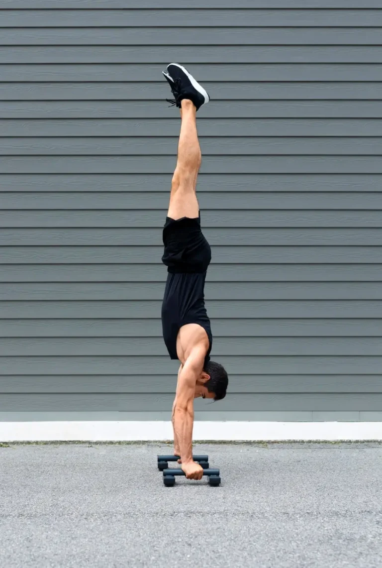 How to Do a Handstand in Calisthenics